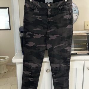 Wit & Wisdom Camouflage Jeans - Black and Gray